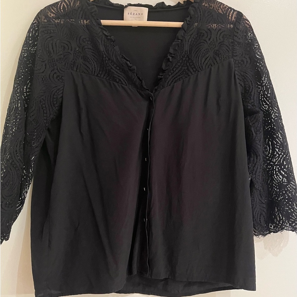 Sézane v-neck blouse